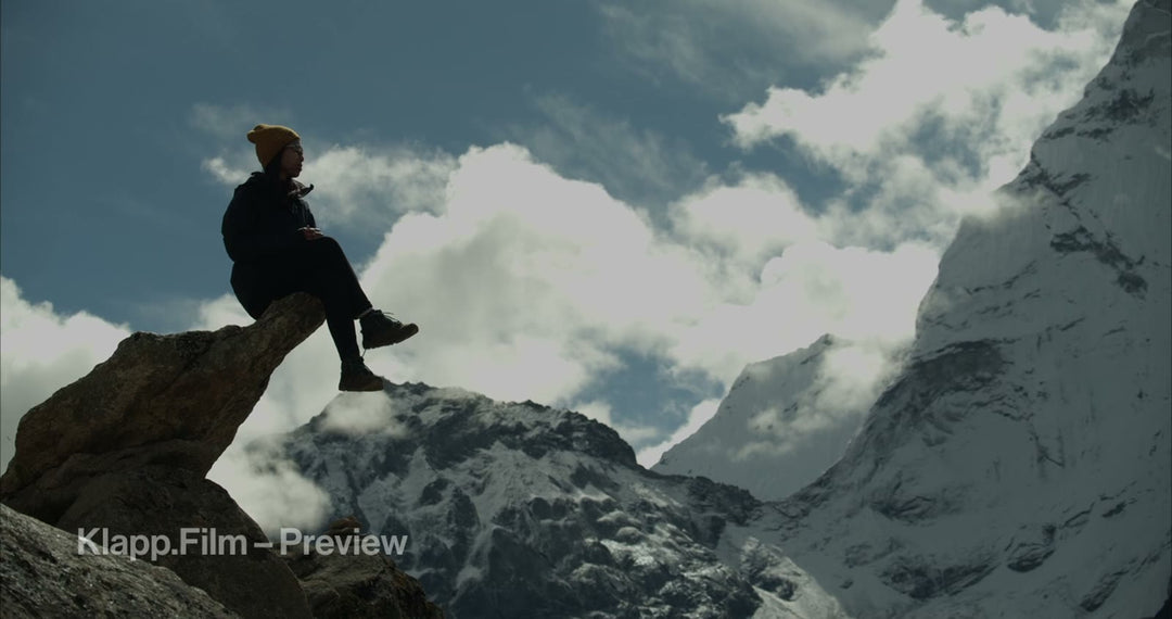 KF-EBC-0196 stock footage thumbnail