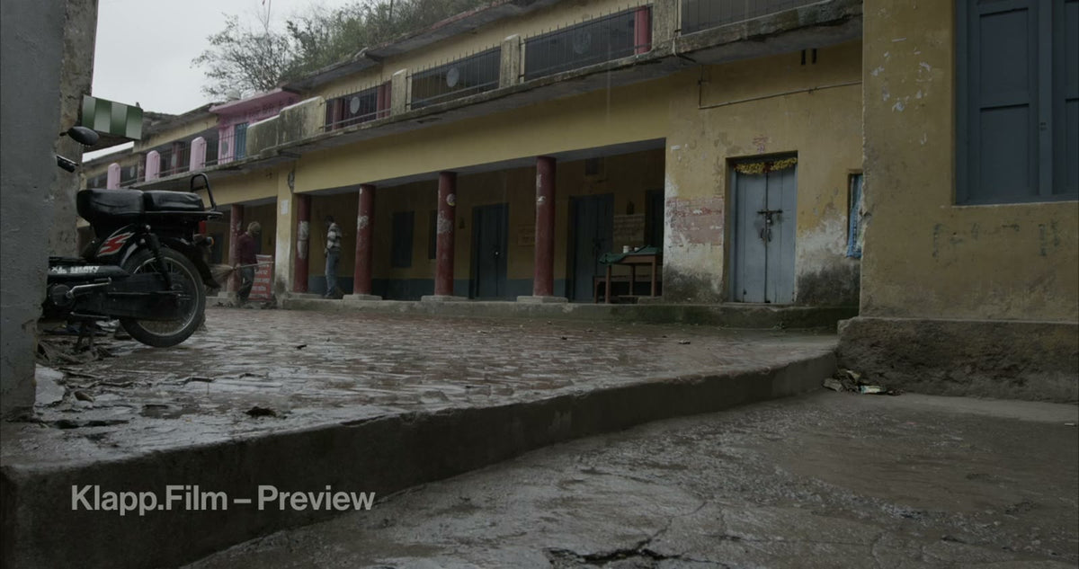 KF-IRK-0033 stock footage thumbnail