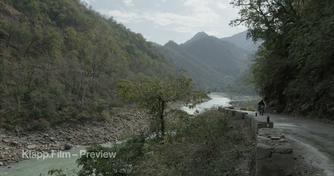KF-IRK-0053 stock footage thumbnail