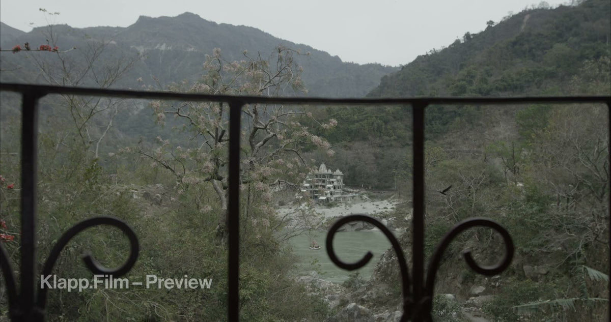 KF-IRK-0151 stock footage thumbnail