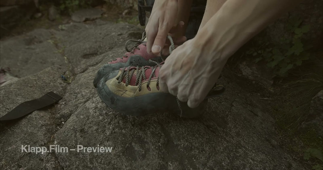 KF-MT1-0024 stock footage thumbnail