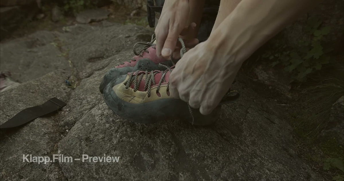 KF-MT1-0024 stock footage thumbnail