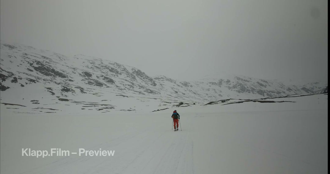 KF-MT2-0044 stock footage thumbnail