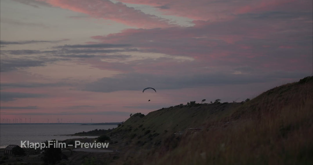KF-MT2-0092 stock footage thumbnail