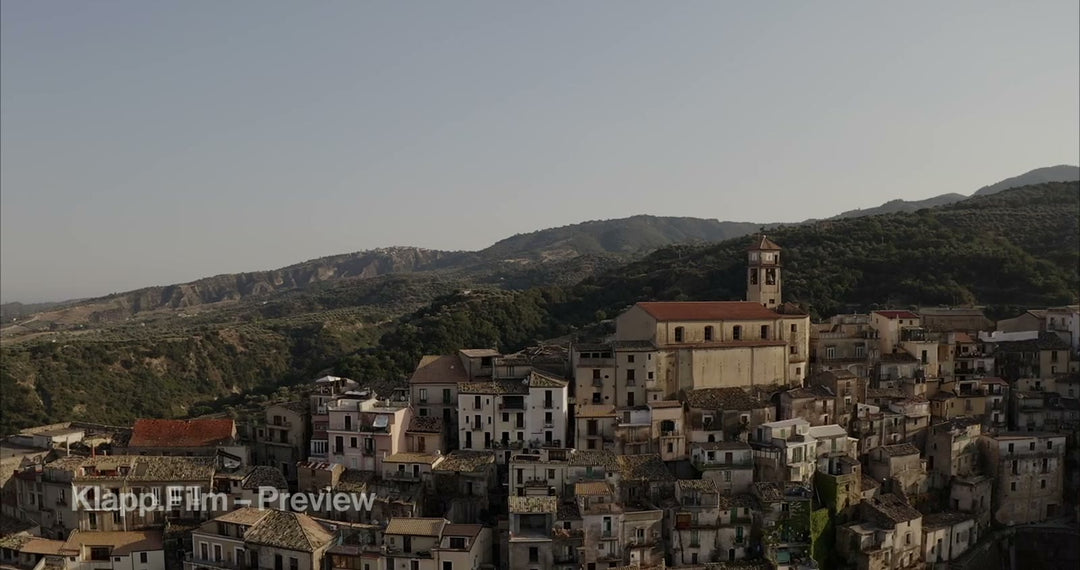 KF-MT2-0100 stock footage thumbnail