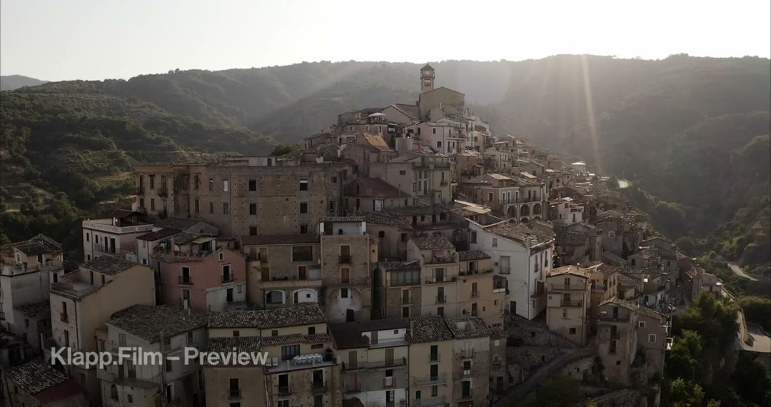 KF-MT2-0105 stock footage thumbnail
