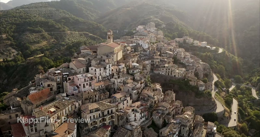 KF-MT2-0106 stock footage thumbnail