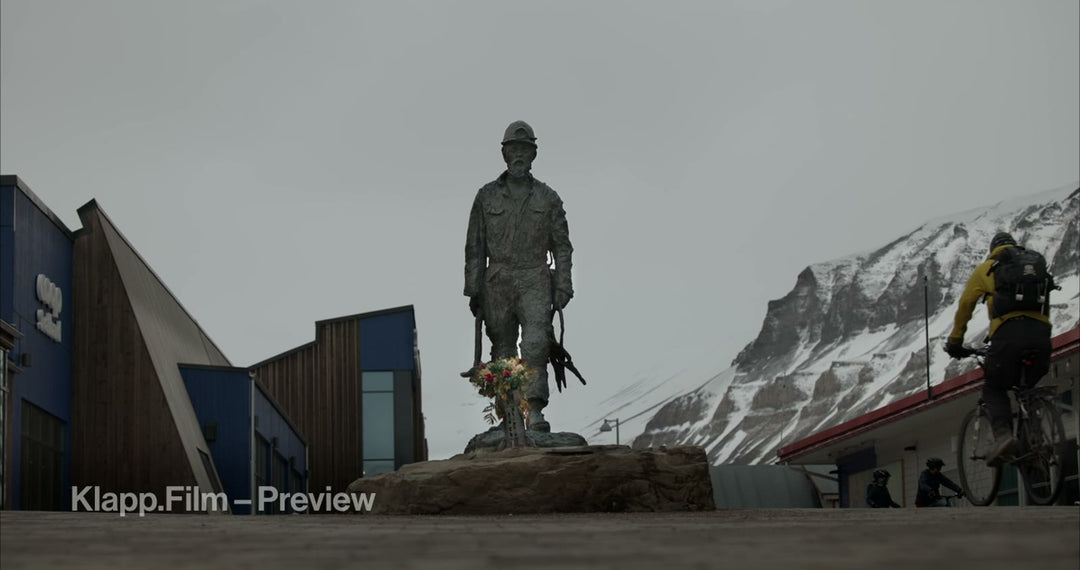 KF-SVA-0025 stock footage thumbnail